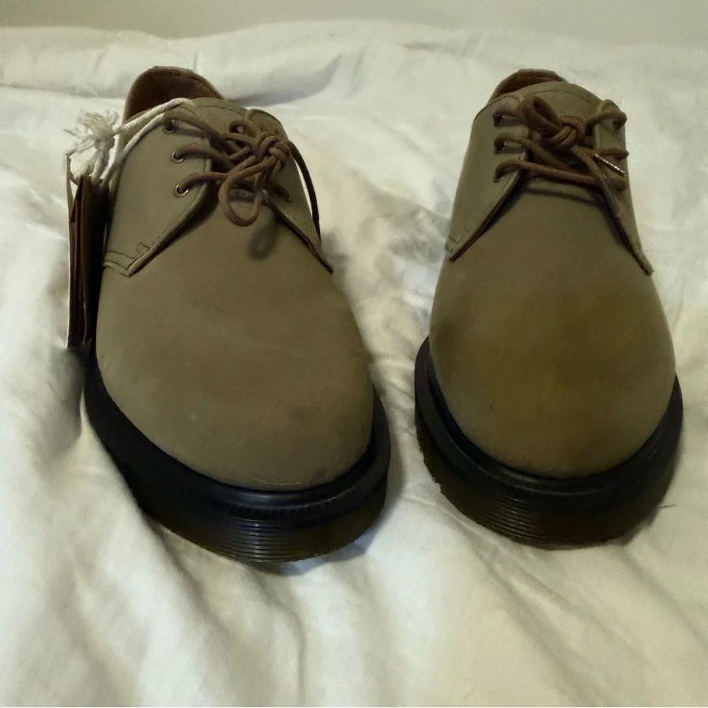 NWT Dr. Martens khaki canvas oxfords - Picture 3 of 9